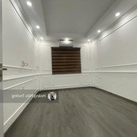 Bán Nhà Phố Định Công Thượngdiện Tích40M2 4 Tầng Giá Bán 8,3 Tỷ Ô Tô Đỗ Cửa Ngõ Thông Lh E.trường 0985342385