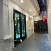 Bán Nhà Quan Hoa, Cầu Giấy, Nhà Đẹp Ở Luôn, Gần Ô Tô. Giá Nhỉnh 10 Tỷ