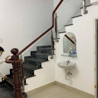 Cho Thuê Nhà Đẹp 1 Trệt 2 Lầu Nguyên Căn Kdc D2D
