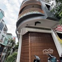 Cho Thuê Lô Góc Trung Tâm Thành Phố Vị Trí Đắc Địa