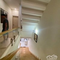 Nhà Đẹp 6.8X28M, 3 Tầng. Vị Trí Cực Đẹp, Toàn Biệt Thự. Cần Bán Nhanh