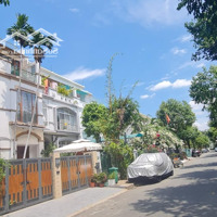 Bán Biệt Thự Phú Mỹ Hưng, Giá Ưu Đãi 27.5 Tỷ, 126 M2, Q7, Hcm