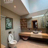 Bán Và Cho Thuê Bt Đơn Lập Nine South Nhà Bèdiện Tích12X28M Trệt 2 Lầu Giá Bán 66 Tỷ Thuê 110 Tr/Th Tặng Nt