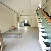 Bán Gấp Biệt Thự Đẹp Nhất Oasis City Bến Cát Đang Cho Thuê 6 Tr/Th - Giá Siêu Hời Lời Ngay Khi Mua