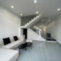Bán Nhà 2 Tầng Mặt Tiền Viêw Hồ Sen Và Công Viên Đường Kỳ Đồng