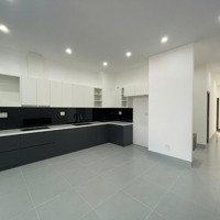 Bán Nhà 2 Tầng Mặt Tiền Viêw Hồ Sen Và Công Viên Đường Kỳ Đồng