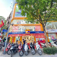Cho Thuê Nhà Mặt Phố Nguyễn Chánh 120M X 4 Tầng, Thang Máy, Vị Trí Đắc Địa!