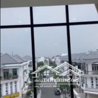 Văn Phòng View Triệu Đô - 69M2 - 1 Vệ Sinh- 10 Triệu/Tháng - Boulevard Q7