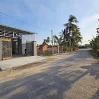 Nhà Cấp 4 - 100m2 - gần cầu và chợ bình điền bình chánh 900Tr