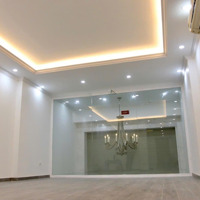 Cho Thuê Nhà Mới Xây Mặt Phố Lê Văn Hưu 100M2X8,5 Tầng, Mt4,5M, Thang Máy, Riêng Biệt