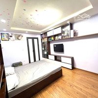 Bán Căn Hộ 3 Phòng Ngủtại Giảng Võ, Ba Đình, Hà Nội, 4,559 Tỷ, 75M2
