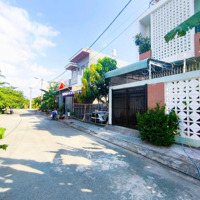 Nhà Mới Xây 2 Tầng, 83M2, 3 Phòng Ngủ Đường 8M Vỉa Hè, An Ninh, Cạnh Vinhomes Grand Park, Sổ Chuẩn