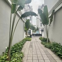 Chính Chủ Cần Bán Nhà Tại Mặt Đường Ban Trắng Khu Đô Thị Eurowindow Gia Lâm