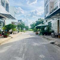 Bá.n nền đường 7A khu Văn Hóa Tây Đô, TP. Cần Thơ