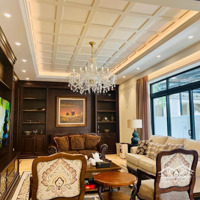 Nhà Em Bán Lô Biệt Thự Trung Văn Diện Tích 240M2 Đầy Đủ Nội Thất Sẵn Kinh Doanh