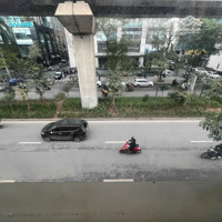 Bán Gấp Nhà Mặt Phố Hoàng Cầu View Ks Tân Hoàng Minh Giá Rẻ Chỉ 12 Tỷ