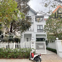 Cho Thuê Biệt Thự Hoa Lan Vinhomes Riverside Diện Tích 250M2 Nhà Đẹp, Có Thang Máy Giá 45 Triệuđ/Tháng