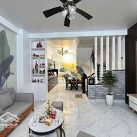 Cực Độc Phố Cát Linh, Lô Góc 2 Thoáng, Cách Ô Tô 65M, Ngõ Thông Thoáng Gần Phố,Diện Tích37M2 * 5 Tầng