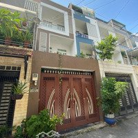 Chính Chủ Bán Nhà Liên Kế Đẹp, Gần Gigamall Phạm Văn Đồng