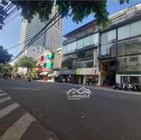 Bán Toà Nhà Ngang 20M Đường Tô Hiến Thành Vị Trí Kim Cương Tại Tp Biển Nha Trang