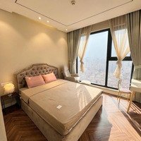 Duy Nhất - Bán Căn Hộ Trục Đẹp Nhất, Diện Tích Lớn Nhất, Có Ban Công Tại King Palace, 3N 2 Vệ Sinh125M2