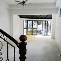 Nhà Mặt Tiền Nguyễn Văn Hưởng 5 Lầu 8 Phòng Thuận Tiện Kinh Doanh