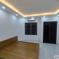 Nhà Riêng Tại Tu Hoàng - Ntl,Vài Bước Ra Đh Công Nghiệp Hn, Mặt Tiền Bề Thế, Giá Cực Chất 5,7 Tỷ