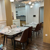 Căn Hộ Cho Thuê Hoàng Huy Commerce.