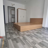 Cho Thuê Căn Hộ Studio Full Nội Thất Mới Kính Koong - Sài Đồng - Thang Bộ - Khép Kín