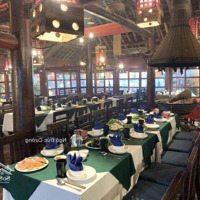 Cho Thuê Mặt Bằng Nguyễn Hữu Huân 30M X 5 Tầng Lô Góc Mặt Tiền 14M 52 Triệu/Tháng 0336920707