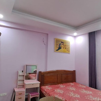 Bán Căn 2 Ngủ Chung Cư Văn Quán View Hồ. Giá Bán 3.950 Tỷ Hàng Hiếm