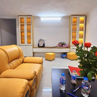 Phố Cự Lộc, Sổ 32M2, Thực Tế 37M2. 4T Mới. 30M Ra Mặt Phố Nguyễn Trãi. Đầy Đủ Nội Thất Chào 5.85 Tỷ