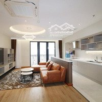 Cho Thuê Căn Hộ Hiện Đại, Rộng Rãi 2 Phòng Ngủ Tại Hai Bà Trưng