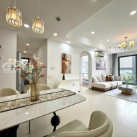 Bán Gấp Chcc Terra Royal Quận 3, 72M2, 2 Phòng Ngủ 2 Vệ Sinhgiá Bán 6.8 Tỷ, Sổ Hồng, Liên Hệ: 0934 144 525 Hương