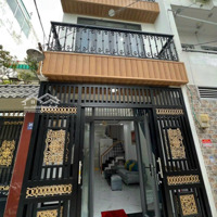 Bán Gấp Nhà Đẹphẽm Xe Hơingay Mặt Tiền Phạm Văn Đồng,Diện Tích26M2, Trệt 2 Lầu, Full Nội Thất, Chỉ 4.5 Tỷ Tl