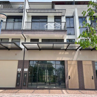 Bán Shophouse Waterpoint, Long An 1 Trệt 1 Lửng 1 Lầu 1 Tum. Hàng Vip, Giá Nhận Nhà Ngay 5.4 Tỷ