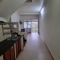 Cho Thuê Nhà Riêng Ngọc Lâm 100M2 2 Phòng Ngủ 2 Vệ Sinhgiá Bán 5.5 Triệu/Tháng