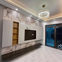 Bán Nhà Mặt Ngõ Thịnh Quang Đống Đa Trung Tâm Phố Phường Hn. Nhà 40M2; 5T; Mặt 3,5M; 4Pn; 7,6 Tỷ