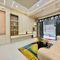 Hot! Nhà Đẹp Giá Tốt Đường Thích Quảng Đức- Vị Trí Trung Tâm, Giá Bán 3Tỷ 180, 42M2, Shr, Full Nội Thất