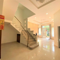 Cần Bán Căn Biệt Thự Tự Xây Nam Thiên 8*18M, Giá Tốt Ngay Đường Phạm Thái Bường, Quận 7