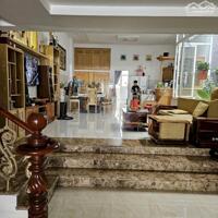 Cần bán căn nhà 1 trệt 1 lầu 213m2 mặt tiền Trần Hưng Đạo, Phú Thủy, Phan Thiết gần siêu thị Lotte