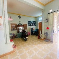 Siêu Rẻ Hiếm Có - Nhà Mặt Tiền Kinh Doanh Buôn Bán Đa Ngành Nghề Vip Gần Ngay Siêu Thị Bigc Dĩ An