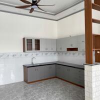 Chính chủ gửi bán căn nhà mới xây ngay khu 4 Tân Định Bến Cát