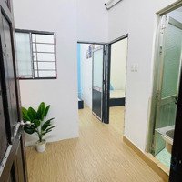 2 Phòng Ngủ Giá Rẻ - Mới Tinh Ngay Công Viên Hoàng Văn Thụ, Khu Sân Bay