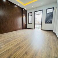 Bán Tòa CHDV 12 phòng khép kín tại Đường Láng - Ngã Tư Sở- Quận Đống Đa
