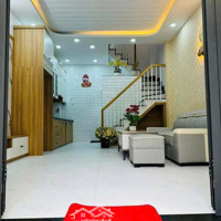 Đi Úc Định Cư, Cô Ba Bán Nhà Đường 6M Mạc Đỉnh Chi-Q1, Gần Công Viên Lê Văn Tám. 72,5M2