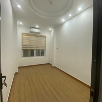 Cực Hiếm! Chưa Đến 3 Tỷ! Phố Văn Cao, Hoàng Hoa Thám. Ngõ 6.5M. Ở, Kd Đỉnh. 15M2*3.5T