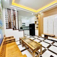 Bán Nhà Nguyễn Văn Huyên Võ Chí Công, 47M*4T, Ngõ Thông, Gần Ô Tô Sát Hồ Tây, Chỉ 6.8 Tỷ!