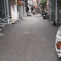 Bán Nhà Phân Lô Cán Bộ Ô Tô Tránh Cạnh Kđt Xa La