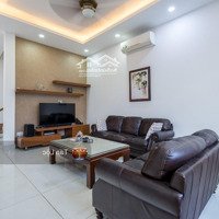 Bán Biệt Thự Mặt Tiền 204 Nguyễn Văn Hưởng, Q2.Diện Tích10X16M 3 Tầng Áp Mái Giá Chỉ 33 Tỷ - Siêu Đẹp